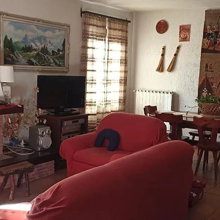 Casa Salvatore بيسكوكوستانزو